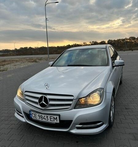 Серый Мерседес Ц-Класс, объемом двигателя 2.14 л и пробегом 180 тыс. км за 13800 $, фото 1 на Automoto.ua