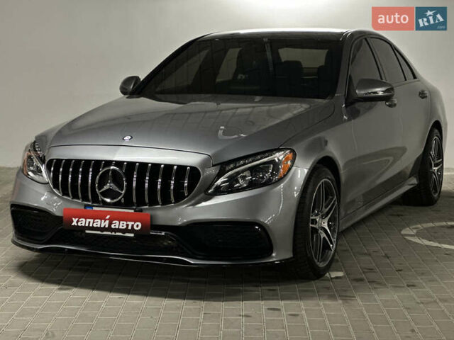 Сірий Мерседес Ц-Клас, об'ємом двигуна 1.99 л та пробігом 58 тис. км за 19999 $, фото 1 на Automoto.ua