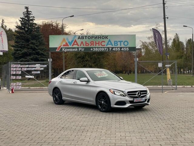 Сірий Мерседес Ц-Клас, об'ємом двигуна 2 л та пробігом 133 тис. км за 17400 $, фото 1 на Automoto.ua