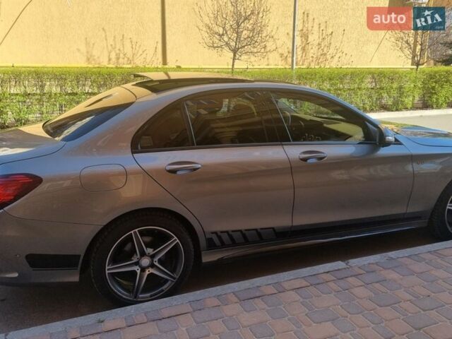 Сірий Мерседес Ц-Клас, об'ємом двигуна 1.99 л та пробігом 145 тис. км за 16900 $, фото 1 на Automoto.ua