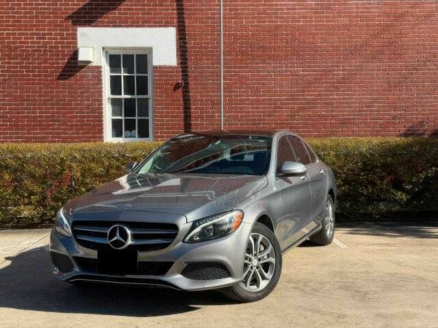 Серый Мерседес Ц-Класс, объемом двигателя 2 л и пробегом 99 тыс. км за 3200 $, фото 1 на Automoto.ua