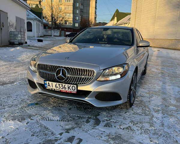 Серый Мерседес Ц-Класс, объемом двигателя 1.99 л и пробегом 202 тыс. км за 20000 $, фото 1 на Automoto.ua