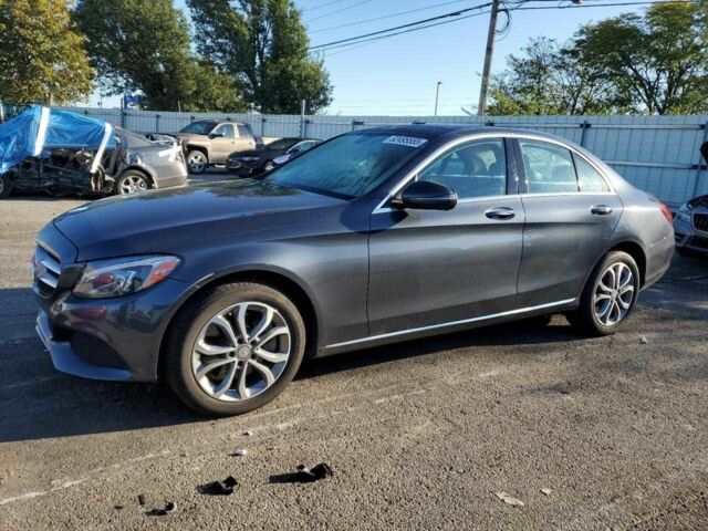 Серый Мерседес Ц-Класс, объемом двигателя 2 л и пробегом 67 тыс. км за 3500 $, фото 1 на Automoto.ua