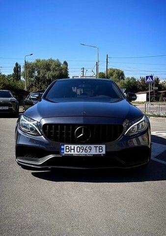 Серый Мерседес Ц-Класс, объемом двигателя 3 л и пробегом 55 тыс. км за 25000 $, фото 1 на Automoto.ua