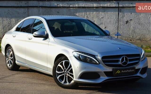 Серый Мерседес Ц-Класс, объемом двигателя 1.6 л и пробегом 177 тыс. км за 19500 $, фото 1 на Automoto.ua