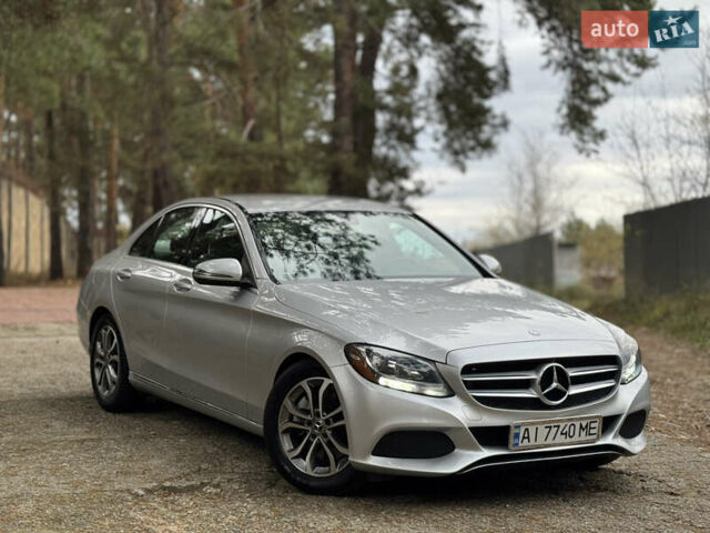 Серый Мерседес Ц-Класс, объемом двигателя 2 л и пробегом 56 тыс. км за 21500 $, фото 1 на Automoto.ua