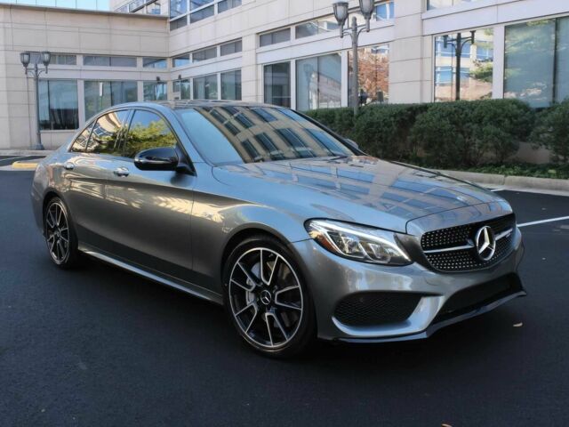 Серый Мерседес Ц-Класс, объемом двигателя 3 л и пробегом 40 тыс. км за 17500 $, фото 1 на Automoto.ua