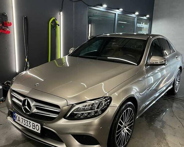 Серый Мерседес Ц-Класс, объемом двигателя 1.5 л и пробегом 108 тыс. км за 27000 $, фото 1 на Automoto.ua