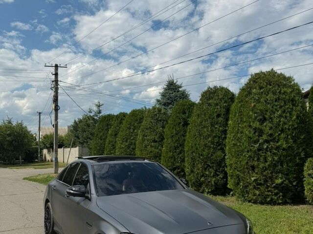 Сірий Мерседес Ц-Клас, об'ємом двигуна 1.99 л та пробігом 150 тис. км за 27900 $, фото 1 на Automoto.ua