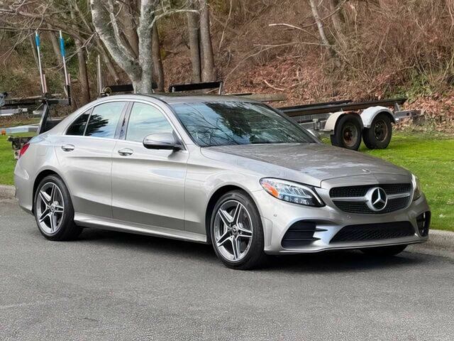 Серый Мерседес Ц-Класс, объемом двигателя 2 л и пробегом 45 тыс. км за 9900 $, фото 1 на Automoto.ua