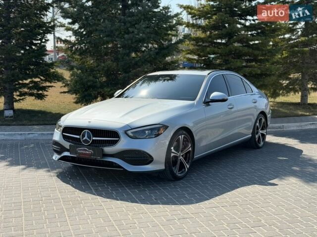 Серый Мерседес Ц-Класс, объемом двигателя 2 л и пробегом 16 тыс. км за 44000 $, фото 1 на Automoto.ua