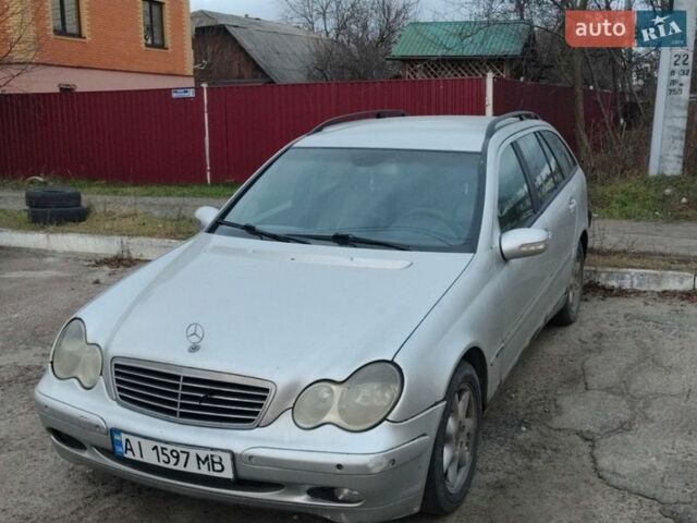 Сірий Мерседес Ц-Клас, об'ємом двигуна 2.69 л та пробігом 500 тис. км за 3400 $, фото 1 на Automoto.ua