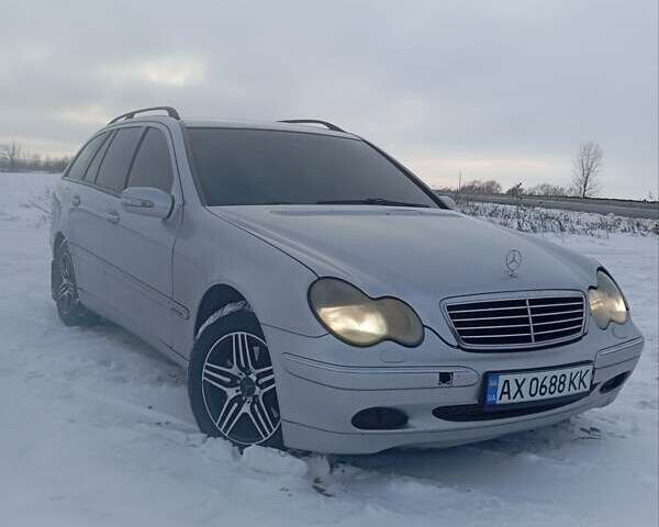 Серый Мерседес Ц-Класс, объемом двигателя 2.1 л и пробегом 320 тыс. км за 4100 $, фото 1 на Automoto.ua