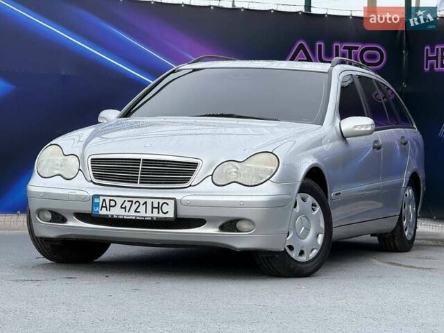 Мерседес Ц-Клас 2001 у Запоріжжя на Automoto.ua Сірий Мерседес Ц-Клас, об'ємом двигуна 2 л та пробігом 228 тис. км за 5499 $, фото 1 на Automoto.ua