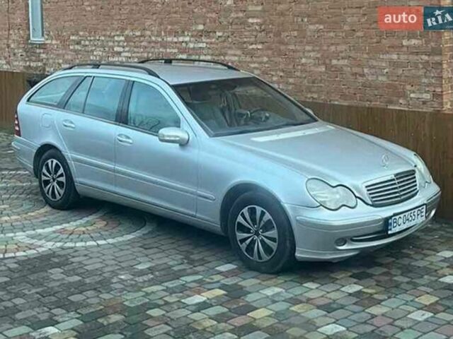 Серый Мерседес Ц-Класс, объемом двигателя 2.15 л и пробегом 280 тыс. км за 4400 $, фото 1 на Automoto.ua