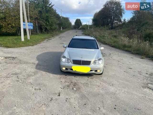 Серый Мерседес Ц-Класс, объемом двигателя 2.7 л и пробегом 350 тыс. км за 3950 $, фото 1 на Automoto.ua