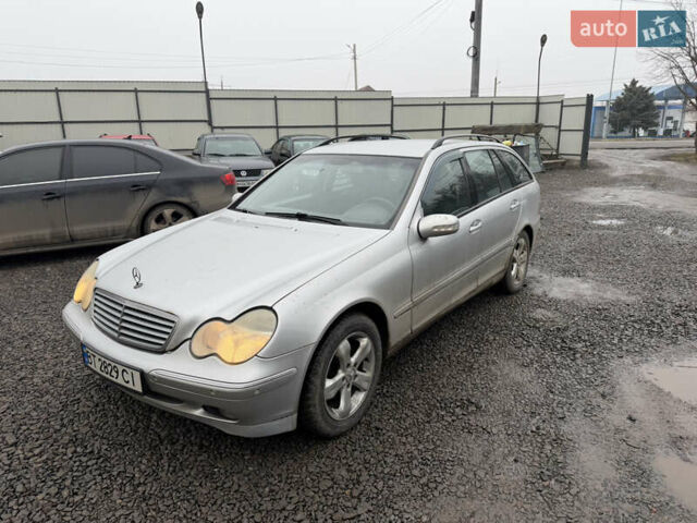 Сірий Мерседес Ц-Клас, об'ємом двигуна 2.15 л та пробігом 230 тис. км за 2999 $, фото 1 на Automoto.ua
