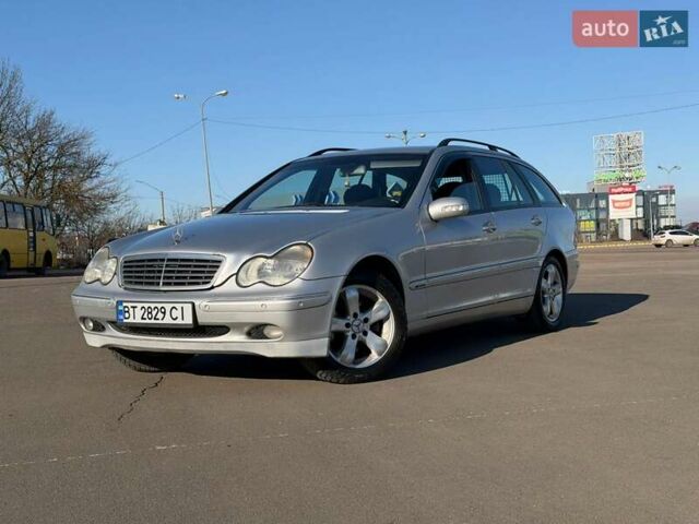 Серый Мерседес Ц-Класс, объемом двигателя 2.15 л и пробегом 230 тыс. км за 3999 $, фото 1 на Automoto.ua