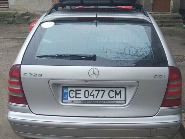 Сірий Мерседес Ц-Клас, об'ємом двигуна 2.2 л та пробігом 375 тис. км за 4650 $, фото 1 на Automoto.ua