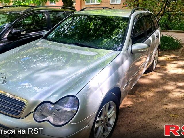 Серый Мерседес Ц-Класс, объемом двигателя 1.8 л и пробегом 201 тыс. км за 6208 $, фото 1 на Automoto.ua