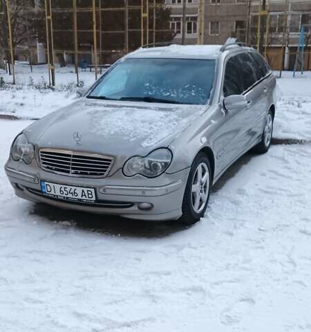 Сірий Мерседес Ц-Клас, об'ємом двигуна 2.69 л та пробігом 360 тис. км за 5500 $, фото 1 на Automoto.ua