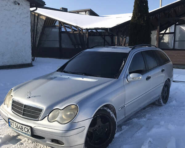 Сірий Мерседес Ц-Клас, об'ємом двигуна 2.7 л та пробігом 236 тис. км за 3850 $, фото 1 на Automoto.ua