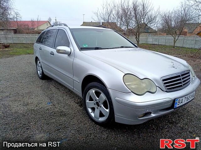 Сірий Мерседес Ц-Клас, об'ємом двигуна 2.1 л та пробігом 250 тис. км за 4200 $, фото 1 на Automoto.ua