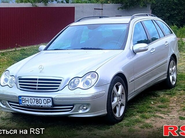Сірий Мерседес Ц-Клас, об'ємом двигуна 2.1 л та пробігом 470 тис. км за 7200 $, фото 1 на Automoto.ua