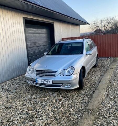 Сірий Мерседес Ц-Клас, об'ємом двигуна 2.2 л та пробігом 500 тис. км за 4300 $, фото 1 на Automoto.ua