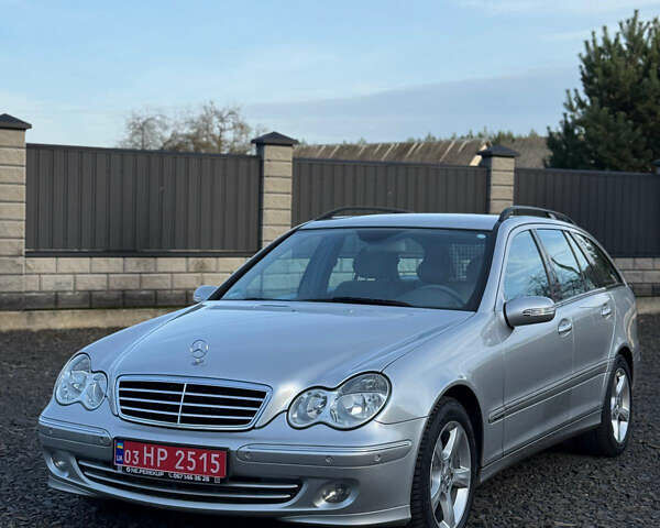 Сірий Мерседес Ц-Клас, об'ємом двигуна 1.8 л та пробігом 246 тис. км за 6700 $, фото 1 на Automoto.ua