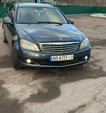 Сірий Мерседес Ц-Клас, об'ємом двигуна 2.2 л та пробігом 290 тис. км за 7300 $, фото 1 на Automoto.ua