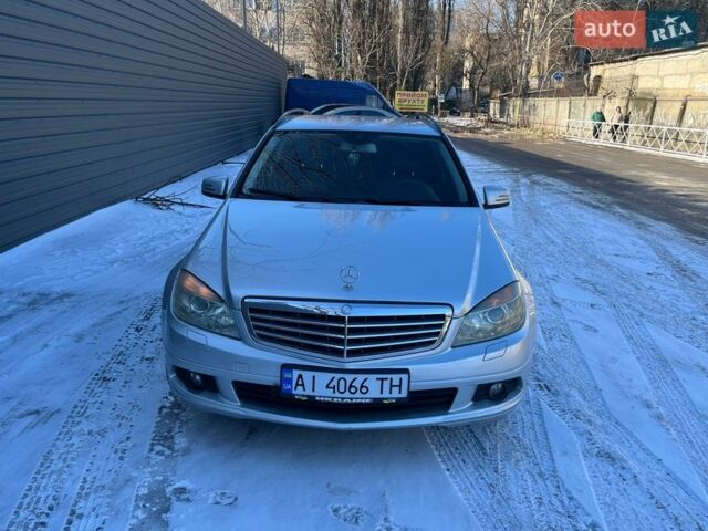 Сірий Мерседес Ц-Клас, об'ємом двигуна 1.6 л та пробігом 335 тис. км за 7500 $, фото 1 на Automoto.ua