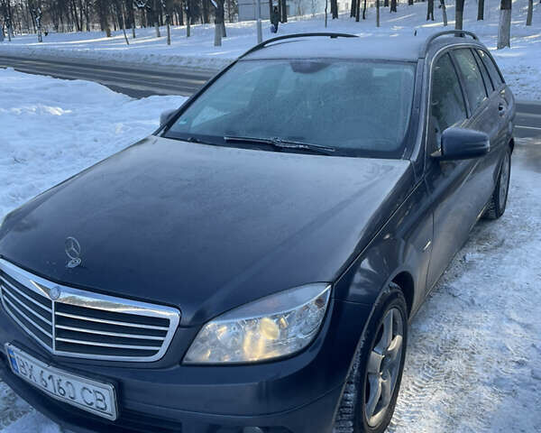 Серый Мерседес Ц-Класс, объемом двигателя 2.14 л и пробегом 314 тыс. км за 7500 $, фото 1 на Automoto.ua
