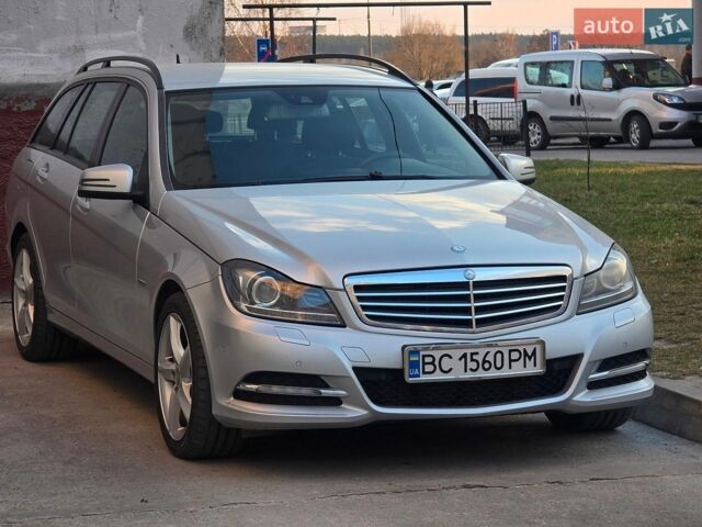 Сірий Мерседес Ц-Клас, об'ємом двигуна 2.15 л та пробігом 290 тис. км за 8800 $, фото 1 на Automoto.ua