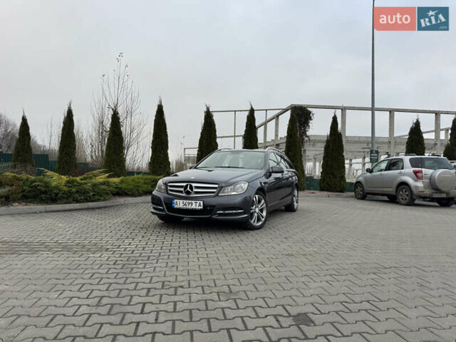 Сірий Мерседес Ц-Клас, об'ємом двигуна 2.14 л та пробігом 308 тис. км за 9900 $, фото 1 на Automoto.ua