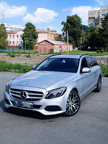 Серый Мерседес Ц-Класс, объемом двигателя 1.6 л и пробегом 312 тыс. км за 14200 $, фото 1 на Automoto.ua