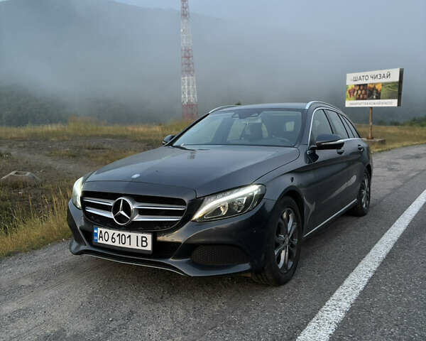 Сірий Мерседес Ц-Клас, об'ємом двигуна 1.6 л та пробігом 244 тис. км за 15000 $, фото 1 на Automoto.ua