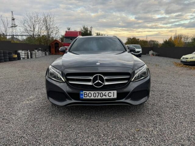 Сірий Мерседес Ц-Клас, об'ємом двигуна 2.2 л та пробігом 390 тис. км за 17900 $, фото 1 на Automoto.ua