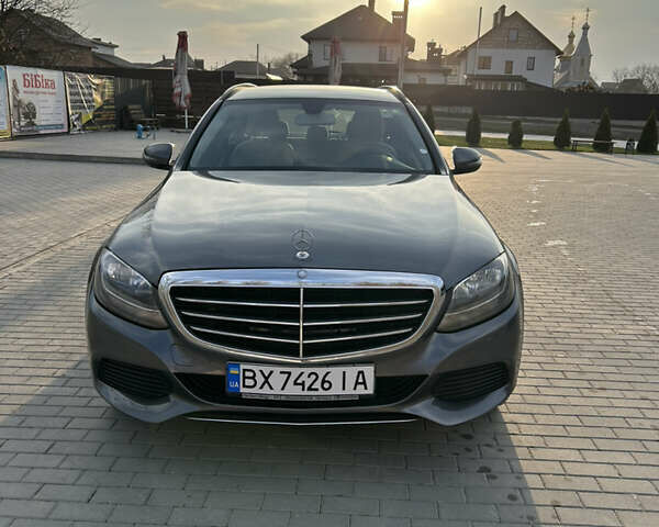 Сірий Мерседес Ц-Клас, об'ємом двигуна 1.6 л та пробігом 260 тис. км за 16000 $, фото 1 на Automoto.ua