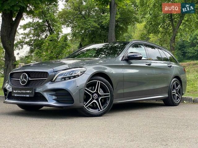 Сірий Мерседес Ц-Клас, об'ємом двигуна 2 л та пробігом 179 тис. км за 26900 $, фото 1 на Automoto.ua