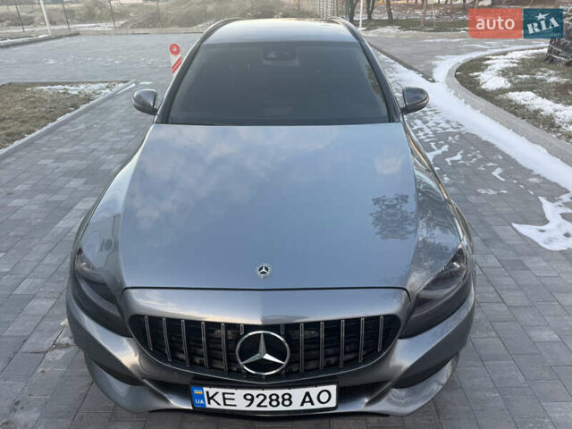 Сірий Мерседес Ц-Клас, об'ємом двигуна 2.2 л та пробігом 210 тис. км за 20500 $, фото 1 на Automoto.ua