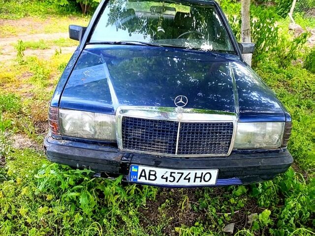 Синий Мерседес Ц-Класс, объемом двигателя 2 л и пробегом 0 тыс. км за 550 $, фото 1 на Automoto.ua