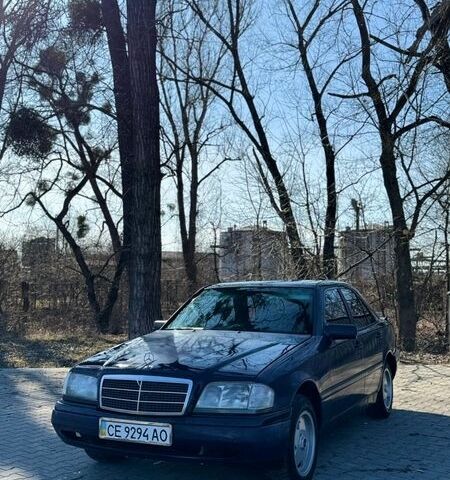 Синій Мерседес Ц-Клас, об'ємом двигуна 2.2 л та пробігом 628 тис. км за 2400 $, фото 1 на Automoto.ua