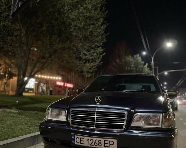 Синій Мерседес Ц-Клас, об'ємом двигуна 1.8 л та пробігом 390 тис. км за 3600 $, фото 1 на Automoto.ua