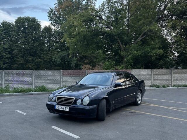 Синій Мерседес Ц-Клас, об'ємом двигуна 0 л та пробігом 300 тис. км за 2750 $, фото 1 на Automoto.ua