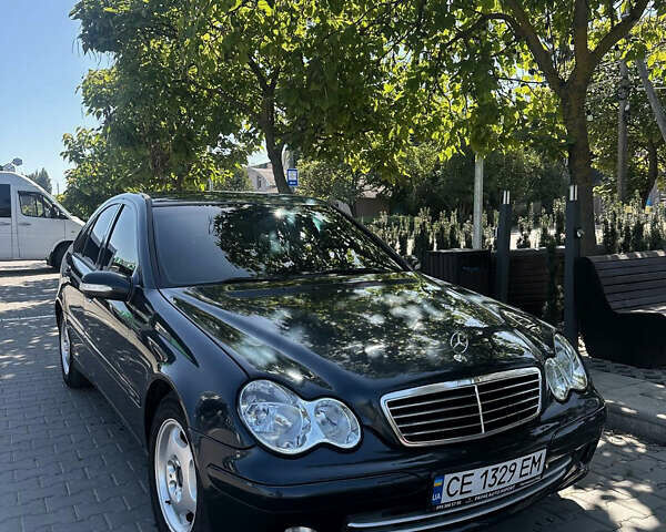 Синій Мерседес Ц-Клас, об'ємом двигуна 2.2 л та пробігом 400 тис. км за 4000 $, фото 1 на Automoto.ua