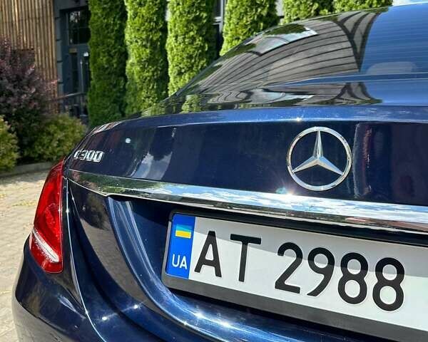 Синий Мерседес Ц-Класс, объемом двигателя 1.99 л и пробегом 130 тыс. км за 17999 $, фото 1 на Automoto.ua