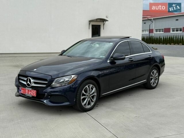 Синий Мерседес Ц-Класс, объемом двигателя 2 л и пробегом 188 тыс. км за 13300 $, фото 1 на Automoto.ua