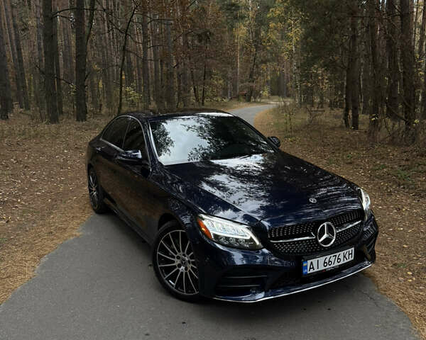 Мерседес Ц-Клас 2018 у Києві на Automoto.ua Синій Мерседес Ц-Клас, об'ємом двигуна 1.99 л та пробігом 57 тис. км за 27200 $, фото 1 на Automoto.ua
