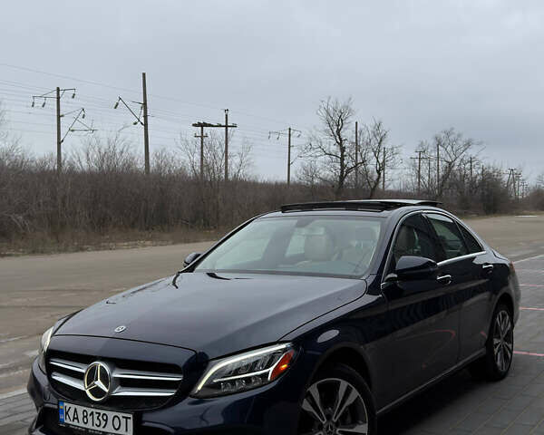 Синій Мерседес Ц-Клас, об'ємом двигуна 2 л та пробігом 103 тис. км за 24400 $, фото 1 на Automoto.ua